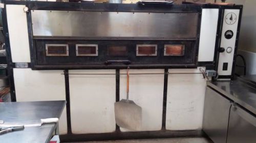 Faulds 12 Pan Rotating Oven