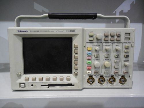 Tektronix TDS3034B 300 MHz, 4 Channel, 2.5 GSa/s Digital Phosphor Oscilloscopes