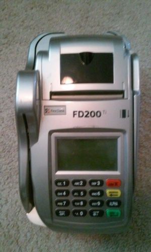 First Data FD200Ti Credit Card Processing Terminal/Reader