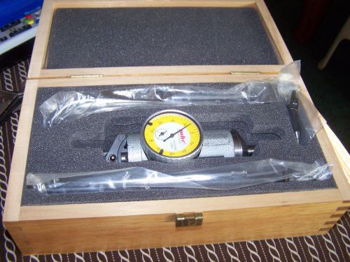 MHC Industrial Supply Axis Offset Centering Indicator 0.0005&#034; in Wooden Case!