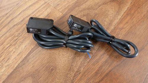 LOT OF 2 OMRON E3Z-T61-L  PHOTOELECTRIC SWITCH / SENSORS   *EXCELLENT CONDITION*