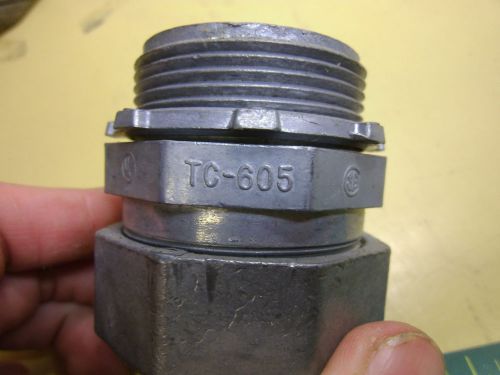 ELECTRICAL 1-1/2&#034; EMT COMPRESSION CONNECTORS NEER TC-605 (QTY 4) #3007A