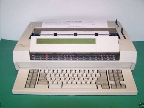 IBM WW2500RF Wheelwriter Refurbished Typewriter