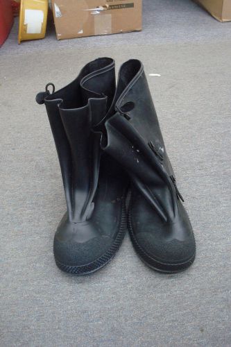 NORTH RUBBER PVC PROTECTIVE OVERBOOTS SIZE LARGE  11-13