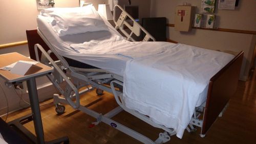 Hill-Rom Model 8350 SERIES All Electric Hospital Bed with Mattress.