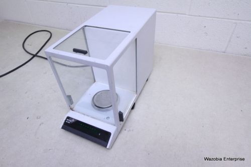 METTLER AE 240 AE240 LABORATORY DIGITAL SCALE