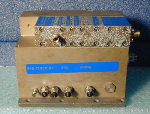 5.9-6.4 GHz PLL brick oscillator, 12 dBm output