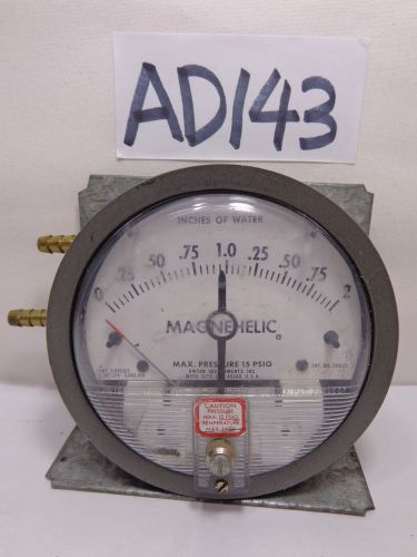 Dwyer 2002C Magnehelic Gauge Range 0-2&#034;Inches of Water Gage Steampunk Used