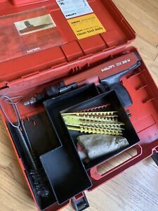 HILTI DX36M Actuated Nail Stud Gun Fastening Tool w/ Case + Extras CLEAN !