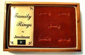 1970s FAMILY RINGS by Jewelmont Wooden Display Box