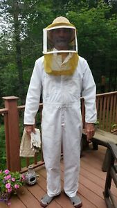 Dadant Zipper Suit and Veil- Size Medium w/Helmet plus Small  Ventilated Gloves 