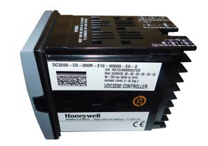 Honeywell UDC3200 Controller 3200-C0-000R-210-00000-E0-0 New