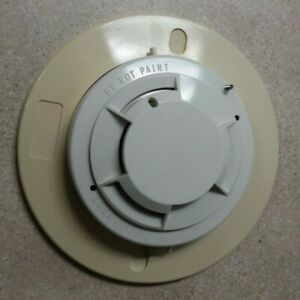 Hochiki SLK-24FSmoke Detector with HS-22D Base