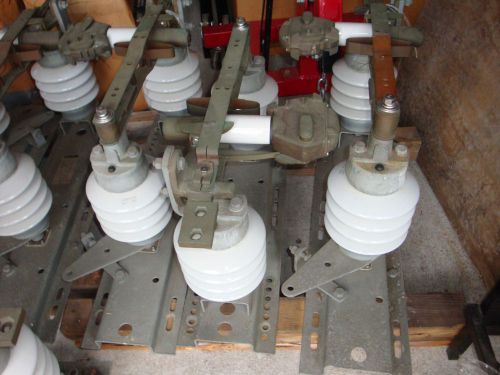S &amp; c alduti-rupter high-voltage switches.  standard duty. 14.4 kv. new. for sale