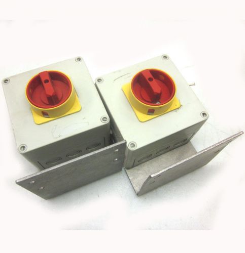 Lot of 2 Merz Red Switch ML 1-040 w/ Hard Plastic Enclosure 115 x 70 mm Box