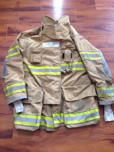 Firefighter Turnout / Bunker Gear Coat Globe G-Extreme Size 43C X 35-L 2005&#039;