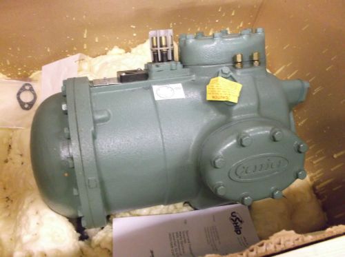 Carrier  - 06DR0136CC3250 - Refrigerant Compressor - 230V - 3 Phase  R12  NOS