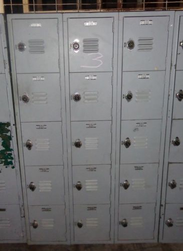 RESTAURANT STORAGE GYMNASIUM LOCKERS SQUARE SET Combination or Lock 15 Lockers