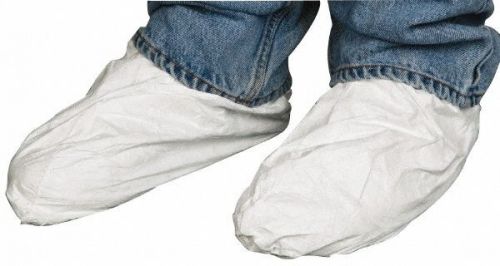 Dupont White Tyvek Shoe Covers, Size: Universal, Qty: 200, TY450SWH000200L (7A)