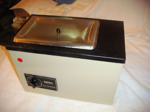 USED NEYSONIC ULTRASONIC CLEANER WITH LID