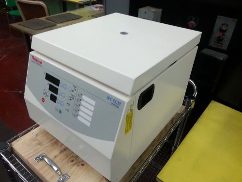 Thermo Electron Industries Centrifuge CL30
