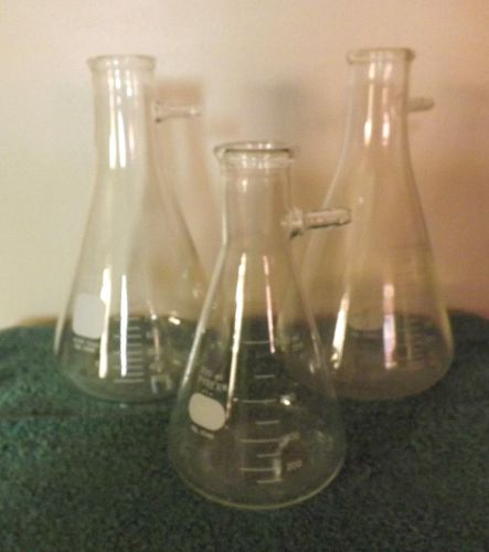 3 Pyrex Side Arm Beakers 2-1000 ml and 1-500 ml #5340