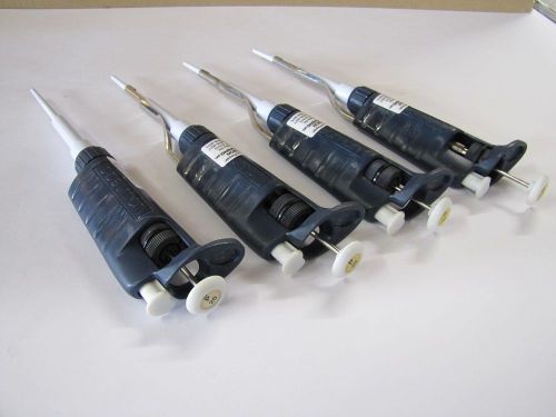 Gilson Pipette  Pipetman P20, Set of Four