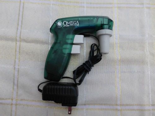 Omega Electronic pipette  PIPETTOR with Charger green