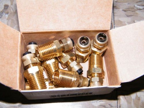 PARKER BRASS 1/4&#034; CONNECTOR COMPRESSION 1VPD9 68P-4-4 NEW OLD STOCK QTY:10