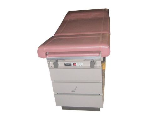 Ritter Midmark 104 100-037 OB-GYN Medical Patient Pink Examination Table Bench