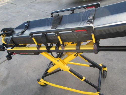 Stryker Power Pro XT Stretcher 700L capacity in great condition