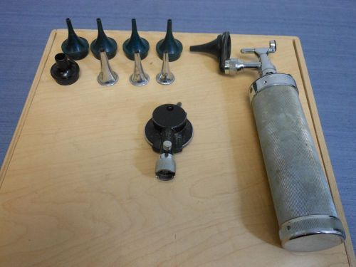 WELCH ALLEN OTOSCOPES D4456 WITH ATTACHMENTS WORKS 100% VINTAGE
