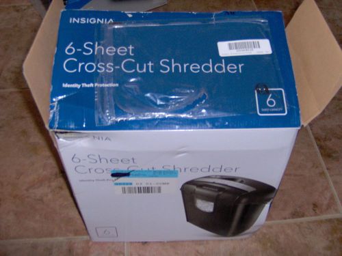 Insignia 6 sheet shredder NS-PS06CC