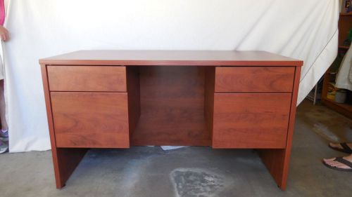 Executive Desk Set