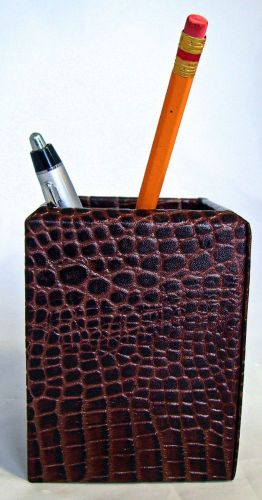 Pen Pencil Holder Cup Desk Accessory Genuine Leather Brown Croc Bey Berk MIB