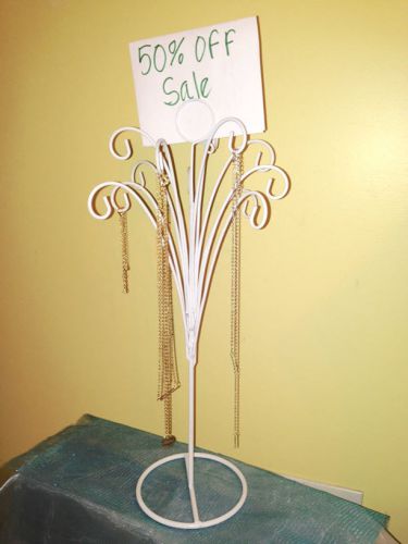 Countertop Retail or Jewelry Display in White Wire: Vendor or Online Selling