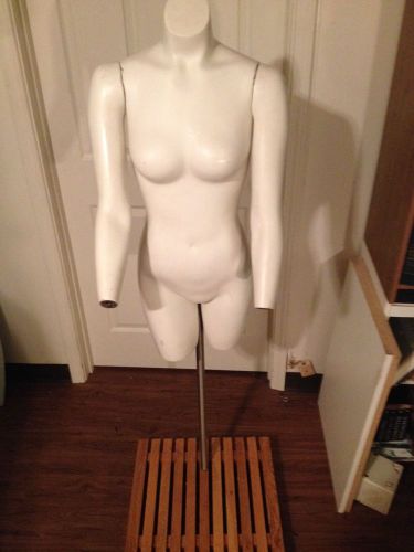 Female Mannequin Torso w/ Stand. Removable Arms...heavy Wood Block Stand