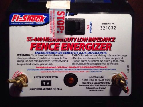 NEW FI-SHOCK SS-440 4 VOLT 5 MILE ELECTRIC FENCE ENERGIZER SOLAR POWER MSRP $180