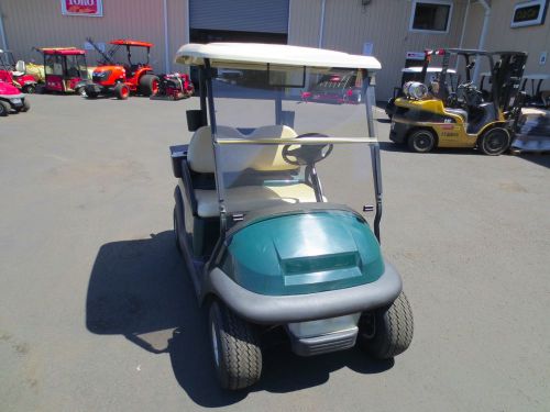 2006 Club Car Precedent Electric (Ness Turf 043)