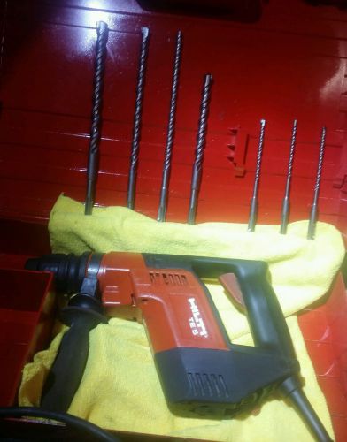 HILTI TE 5 HAMMER DRILL,GREAT CONDITION,MADE IN GERMANY,EXTRA BITS,FAST SHIPPING