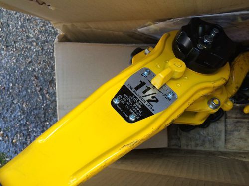 Yale- LEVER CHAIN HOIST 1 1/2 TON 15 FT LIFT