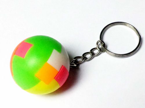 1 piece PUZZLE BALLS with key ring BULK VENDING TOYS FOR CAPSULE OR PARTY FAVORS
