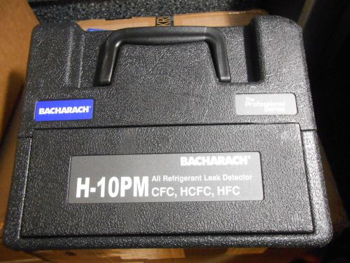 Bacharach 3015-0627 h-10pm refrigerant leak detector for sale