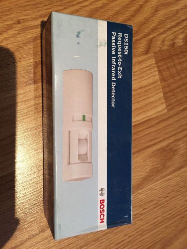BOSCH SECURITY SYSTEMS DS150I Request-To-Exit PIR Detector; Light gray