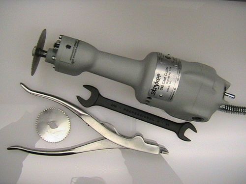 New stryker 840 cast cutter &amp; accessories for sale