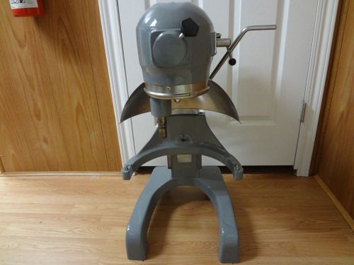 Hobart 20 qt mixer model a200t, very quite,, new timer,switch,start switch #159 for sale