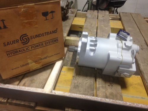 Sauer&amp;Sundstrand Hydraulic Power Systems Pump Model #M46-3107  Diesel Industrial