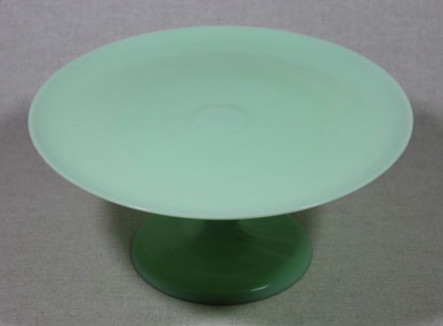 Vintage Green Milk Glass Cake Serving Stand / Plate Platter Pedestal 11 1/2&#034;