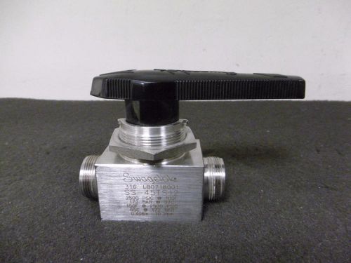 Swagelok ss-45ts12 3/4&#034; 2-way live-loaded ss 40-series ball valve for sale