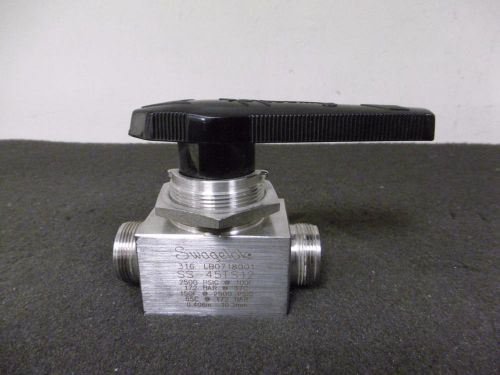 Swagelok SS-45TS12 3/4&#034; 2-Way Live-Loaded SS 40-Series Ball Valve